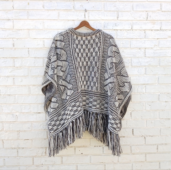 Zara Chunky Knit Poncho Pullover Sweater - Picture 6 of 6